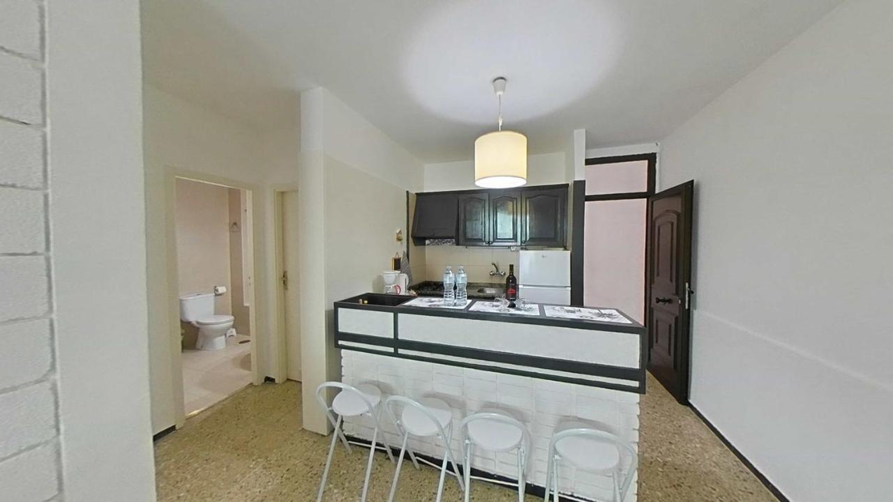 Apartamento Con Terraza Privada En Playa De Las Americas Arona  Eksteriør billede